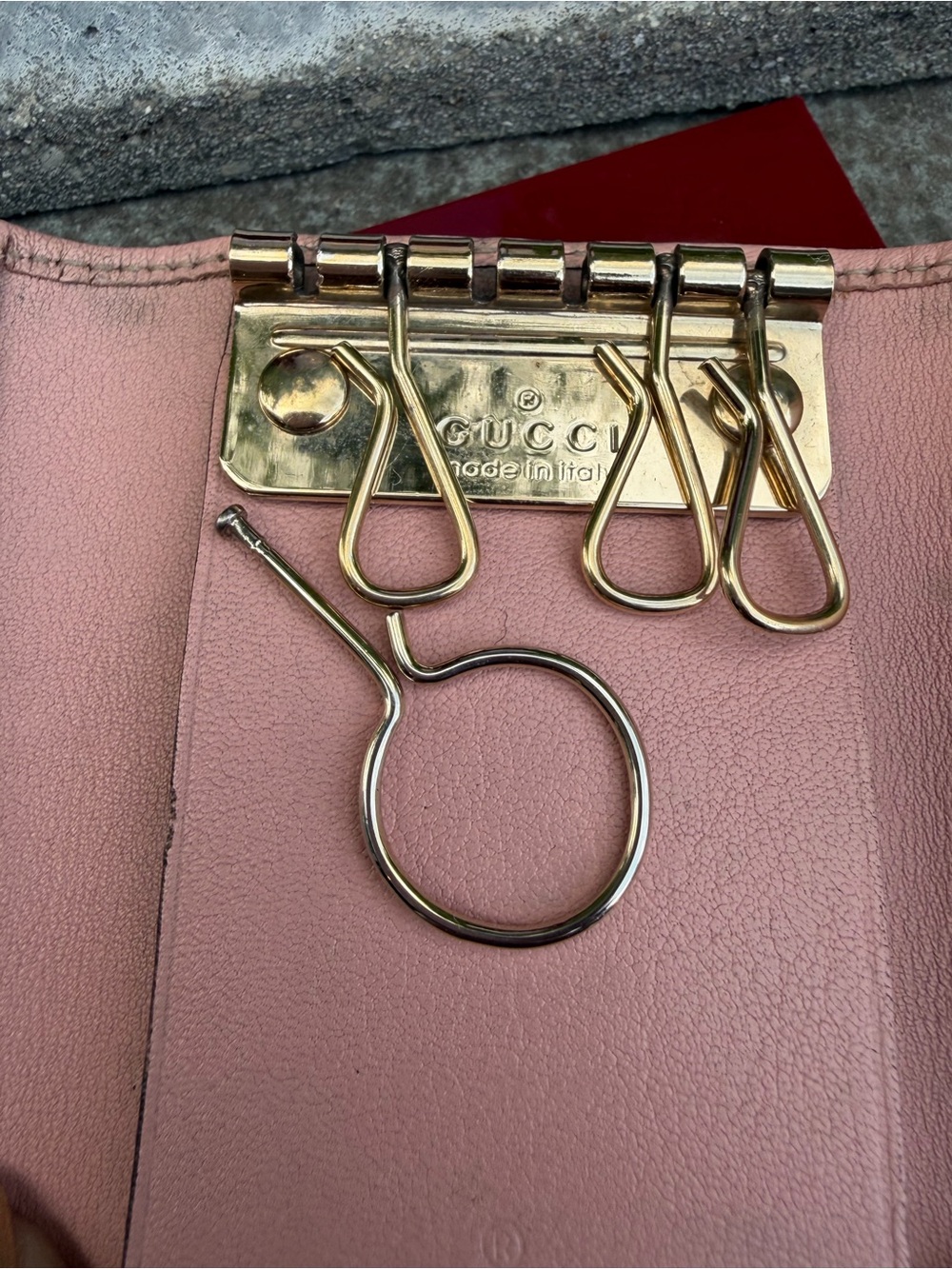 Gucci Pink GG Canvas Key Holder - Picture 9 of 10